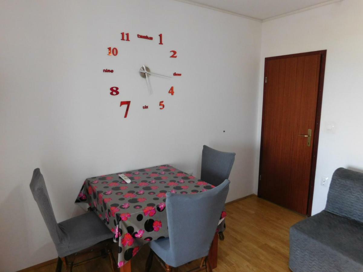 Apartments Leo Janjina Esterno foto